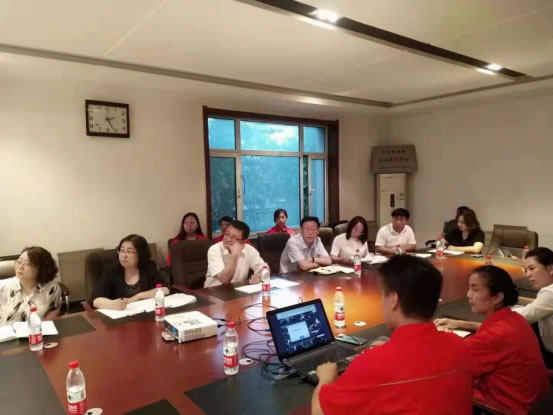 遼寧省總工會魏峰主席來公司調研工會工作開展情況。